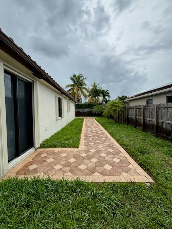 Gallery photos for Expert Concrete Cleaning and Sealing: Image #2
