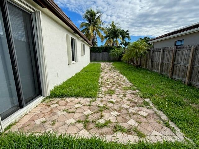Gallery photos for Expert Concrete Cleaning and Sealing: Image #3