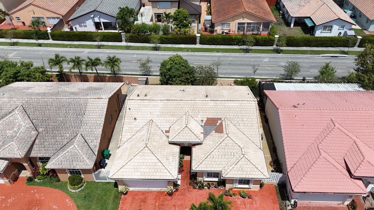 Roof Cleaning Transformation in Miamilakes image
