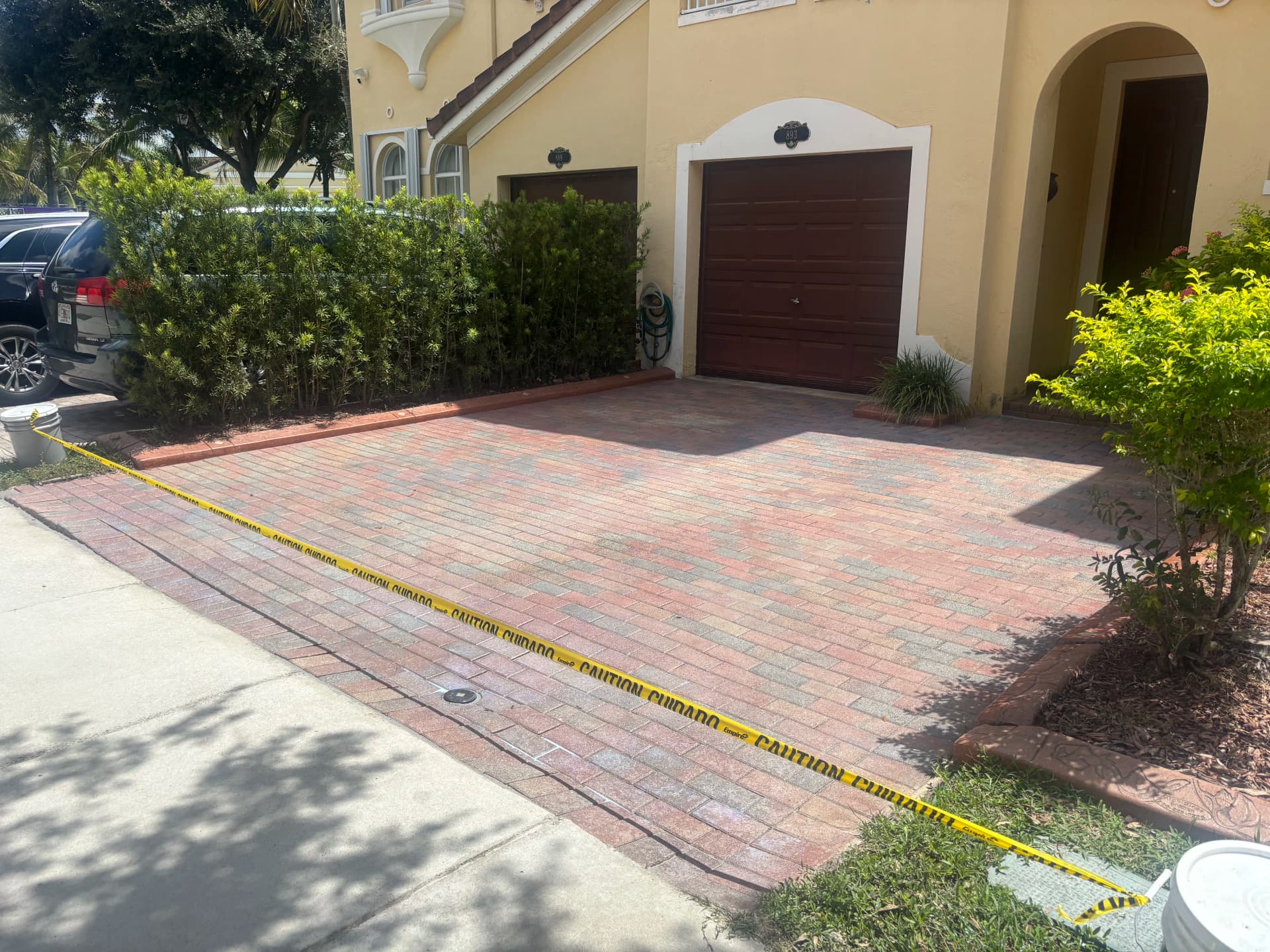 Gallery photos for Paver Driveway Cleaned, Re-Sanded, and Sealed to Perfection: Image #3
