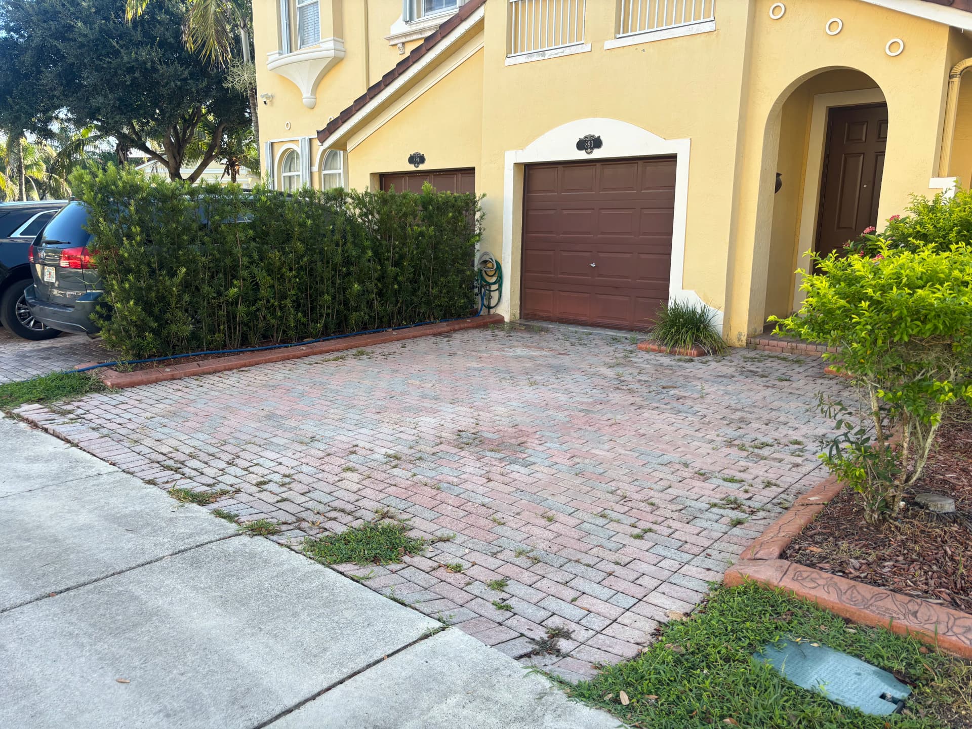 Gallery photos for Paver Driveway Cleaned, Re-Sanded, and Sealed to Perfection: Image #2